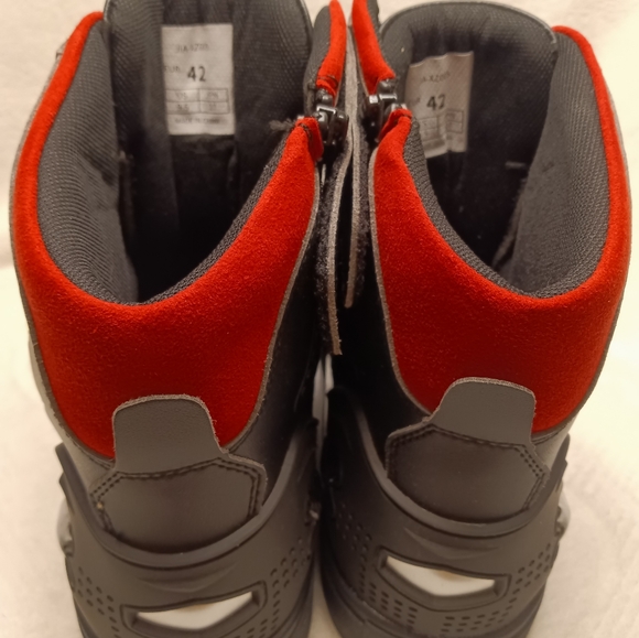 NWT Iron Jais Rubber Sole Protective Motorcycle Shoes Sz 9.5 - Picture 5 of 9